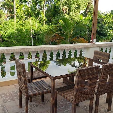 Casa Familya Hotel Batac Luaran gambar