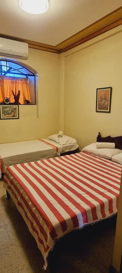 Casa Familya Hotel Batac Luaran gambar