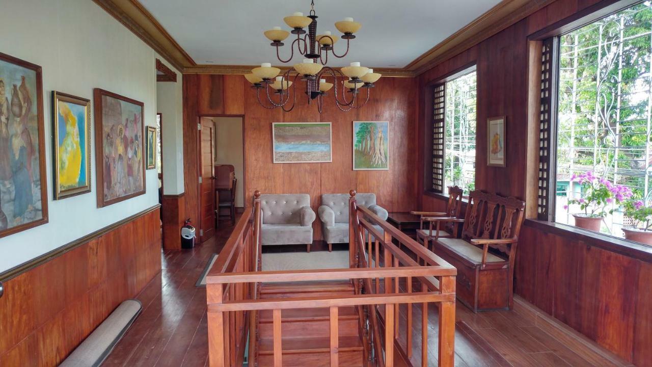 Casa Familya Hotel Batac Luaran gambar